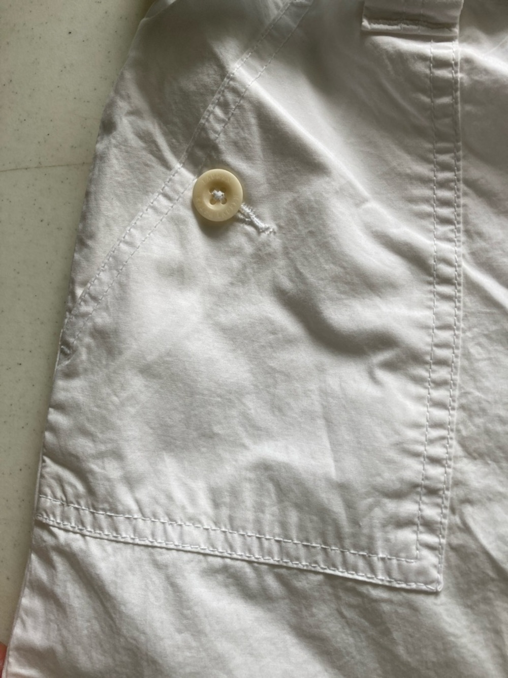 Lauren Ralph Lauren White Cotton Belted Crop Pants with Gold D-Ring - Picture 8 of 11